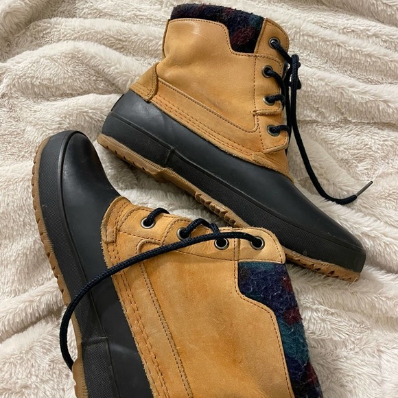GUC Bass Wool Lined Waterproof Ankle Boots main image 3
